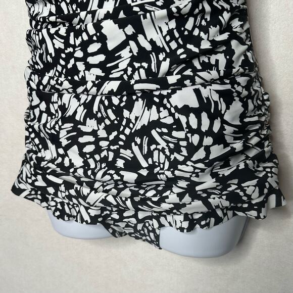 NWoT Shore Shapes Ruched One Piece Swimsuit – Size 8 - Picture 3 of 8